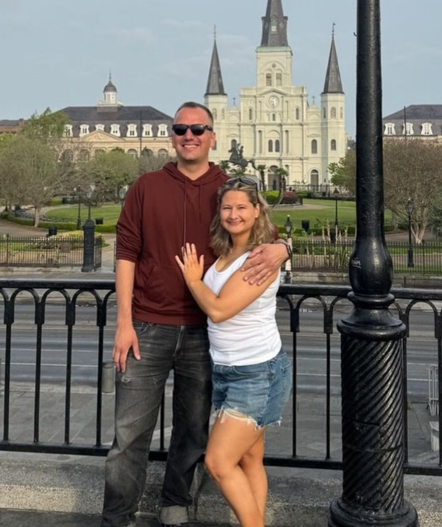 Gypsy Rose Blanchard and boyfriend Ken pose for a couple photo at Disney land. 