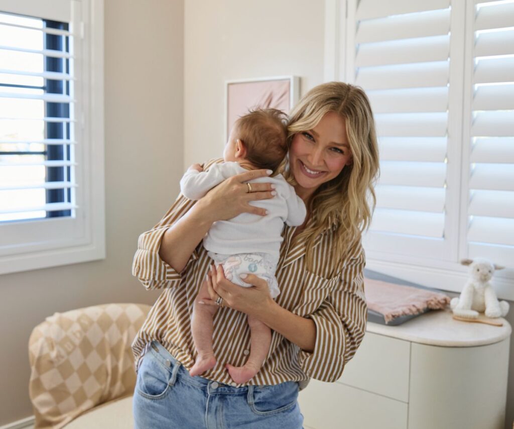 Anna Heinrich Robards with daughter Ruby.