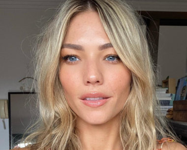 Former Home & Away’s Sam Frost debuts a stunning transformation