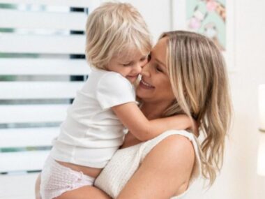 Anna Robards loves Huggies and it’s easy to see why!