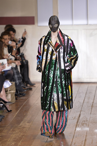 The craziest clothes at Couture Fashion Week | Now To Love