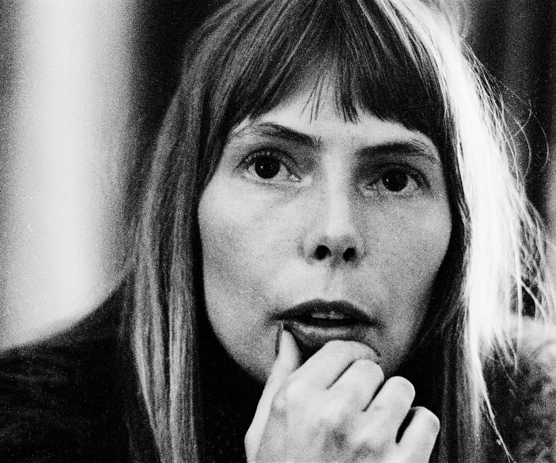 BREAKING: Joni Mitchell in ‘good spirits’.