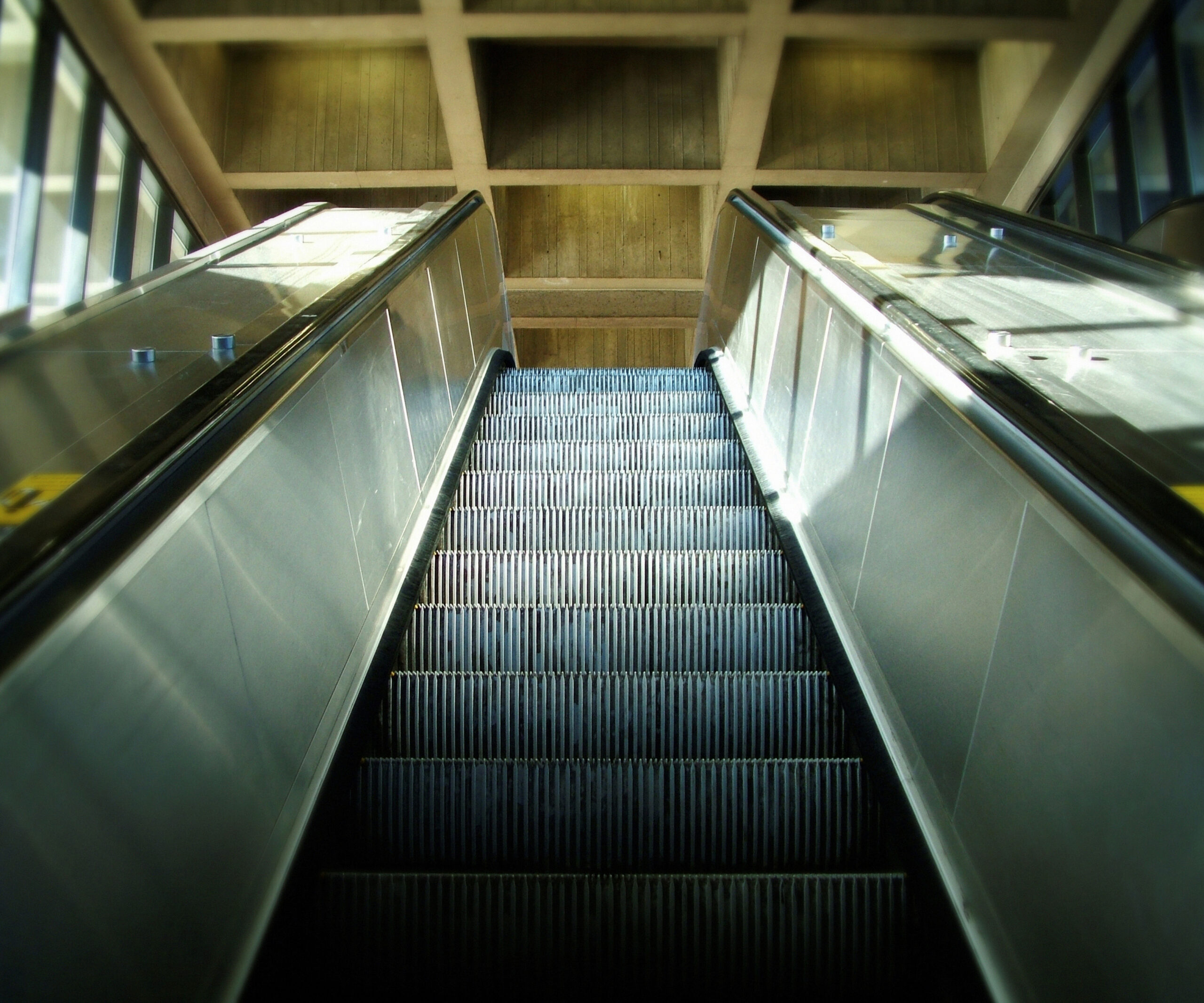 escalator