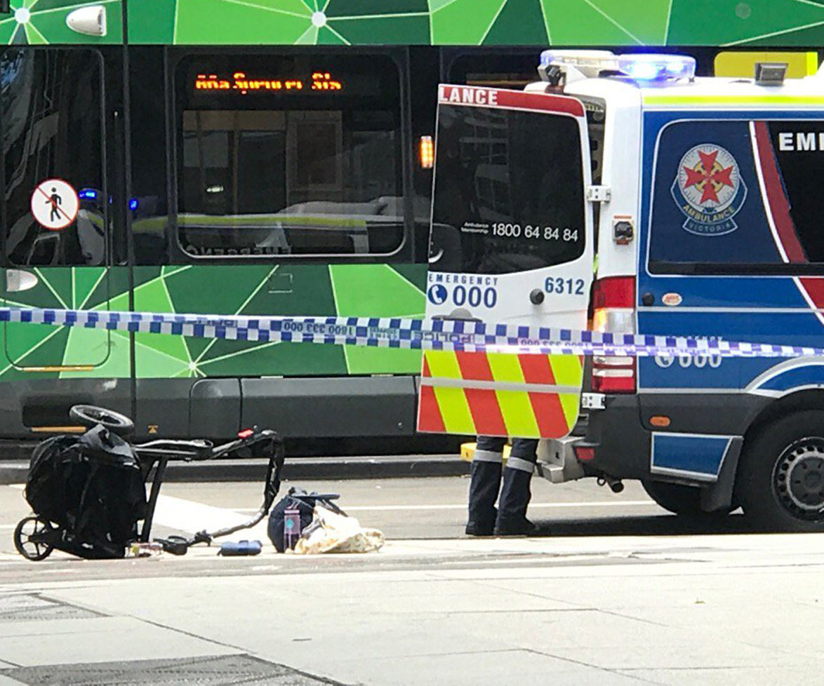 melbourne car crash shots fired