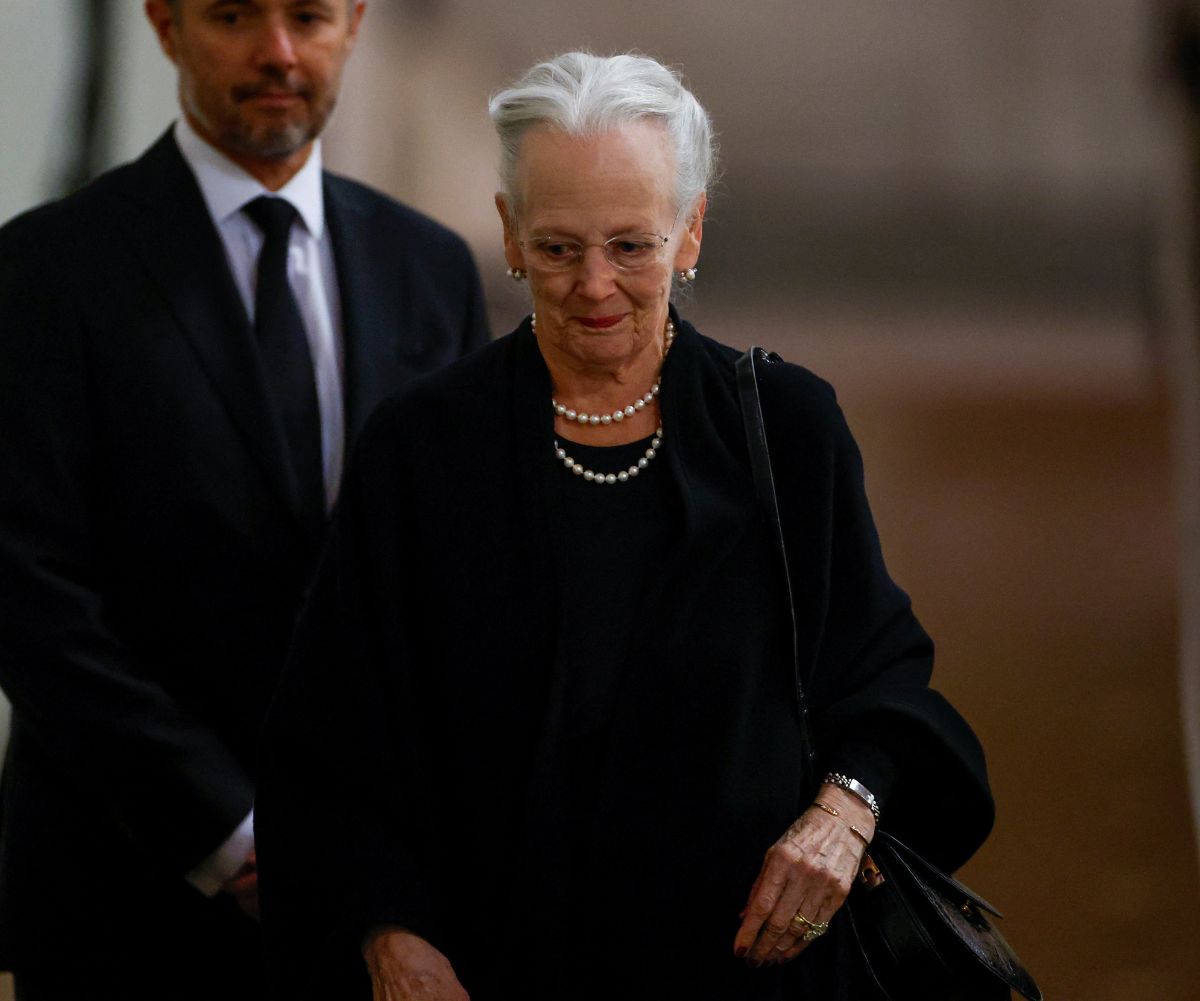 Queen Margrethe II struggled to hold back tears during her dear friend ...